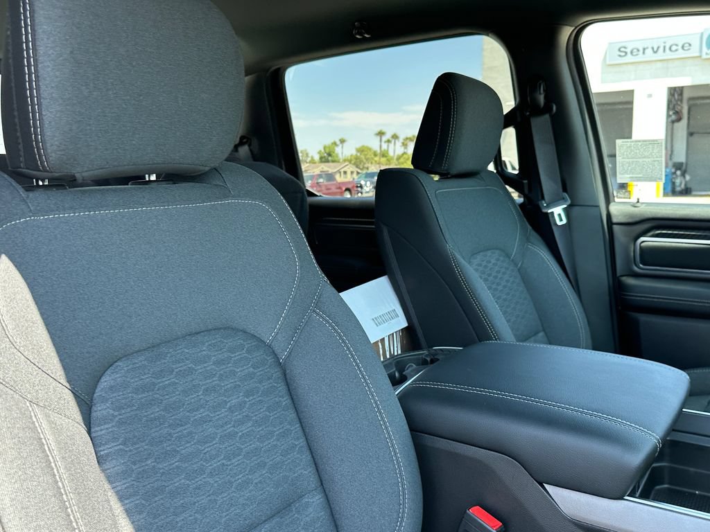 New 2026 RAM 1500 Big Horn AWD/4WD image 12
