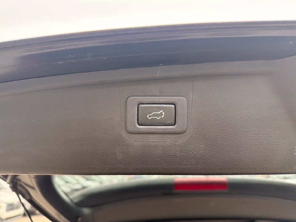 Used 2018 Subaru Outback 2.5i Limited AWD/4WD image 33