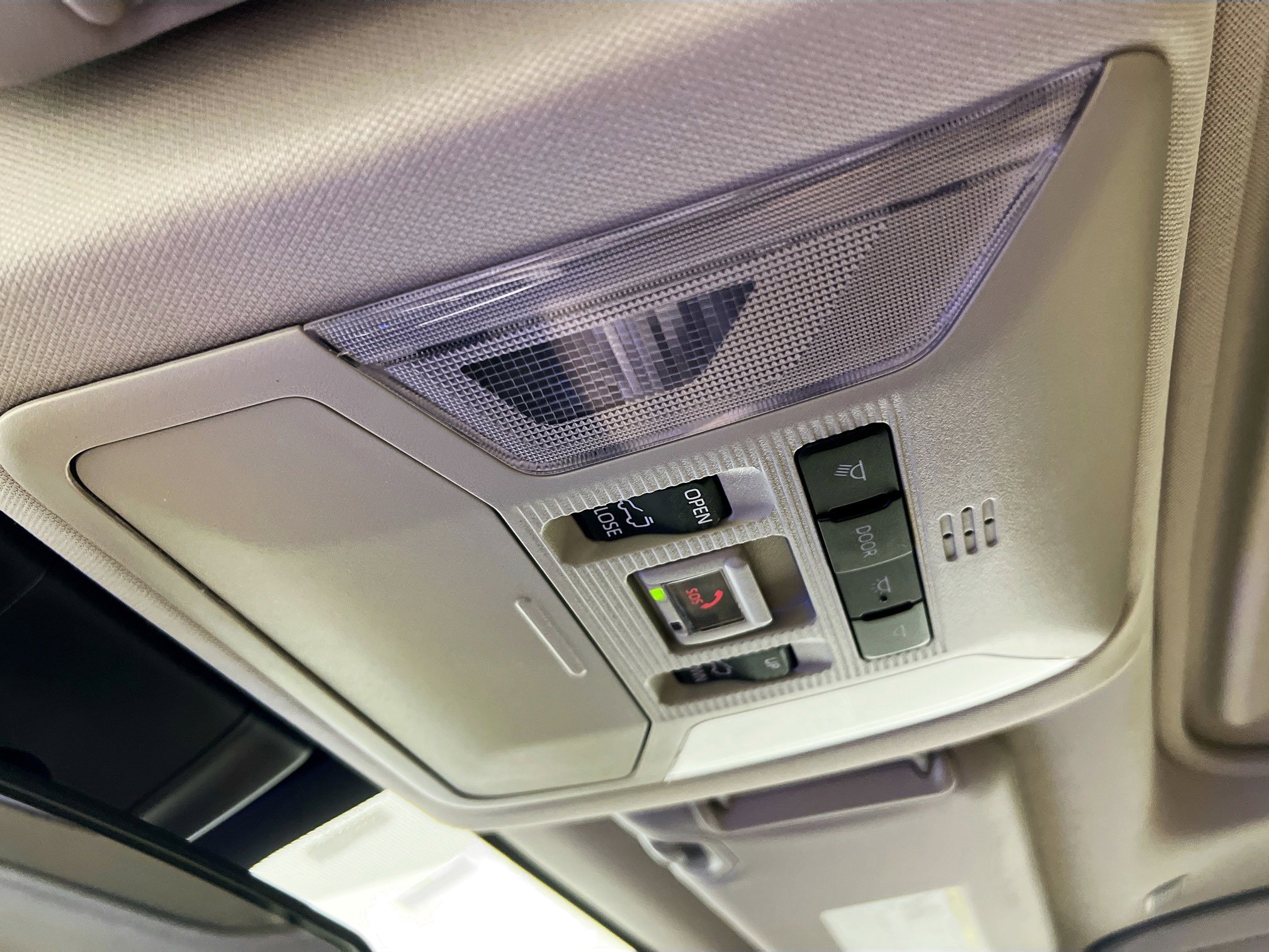 Used 2023 Toyota RAV4 XLE Premium image 22