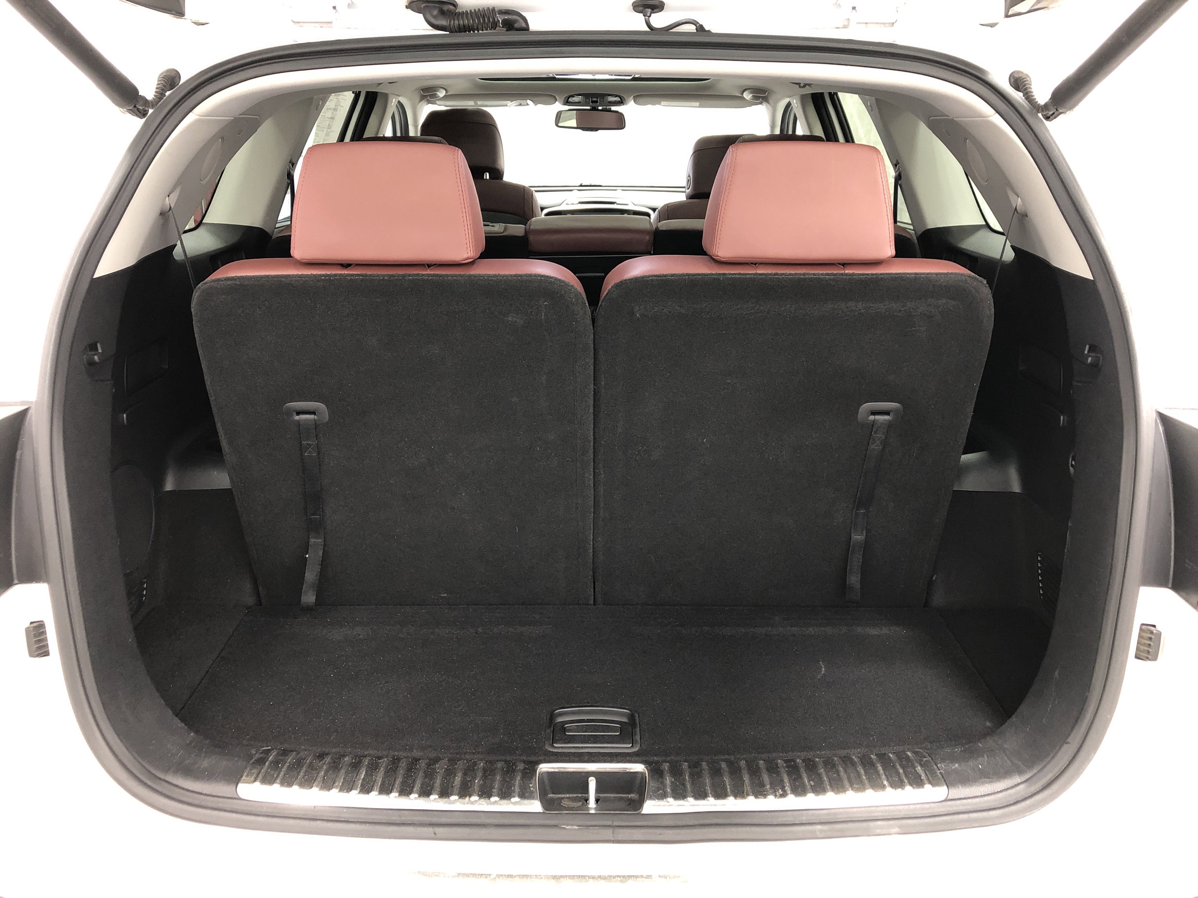 Used 2017 Kia Sorento SX image 8