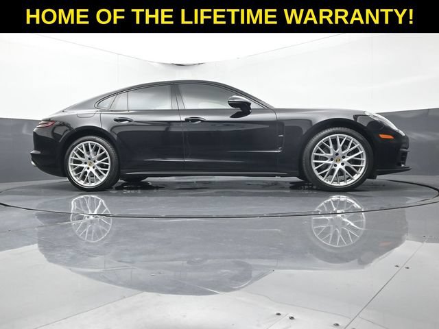 Used 2017 Porsche Panamera 4 AWD/4WD image 59