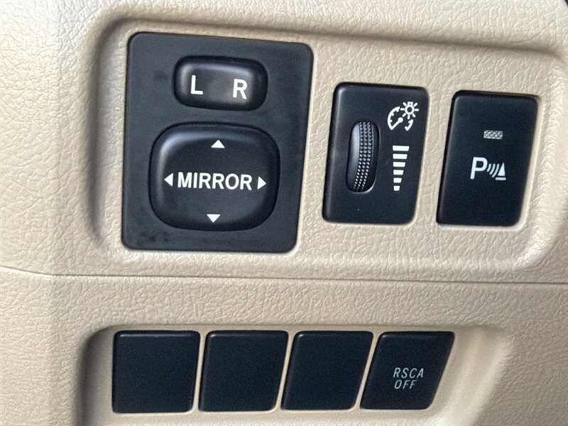 Used 2010 Toyota 4Runner SR5 AWD/4WD image 22