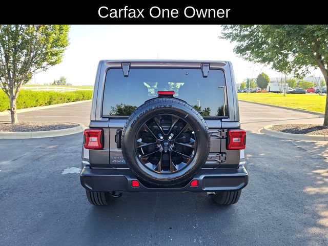 Used 2025 Jeep Wrangler Unlimited Sahara AWD/4WD image 9