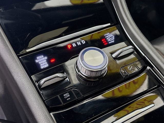 Used 2021 Jeep Grand Cherokee L Summit w/ Luxury Tech Group V image 17