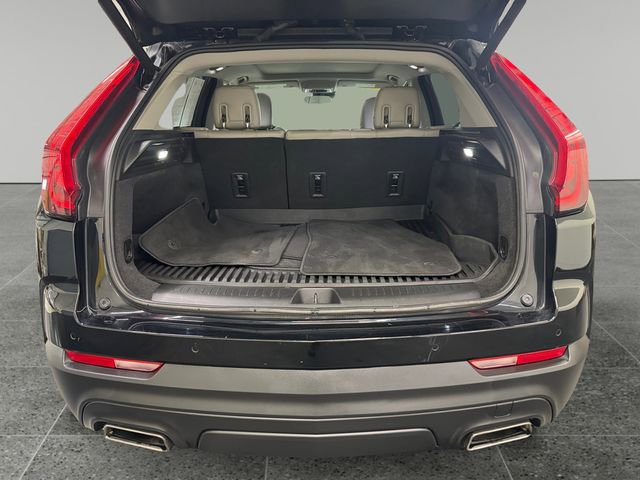 Used 2021 Cadillac XT4 Luxury w/ Cold Weather Package image 13