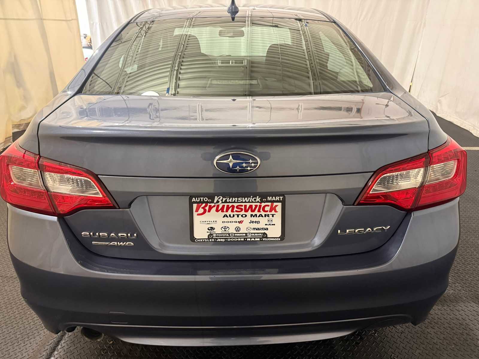 Used 2016 Subaru Legacy 2.5i Premium image 16