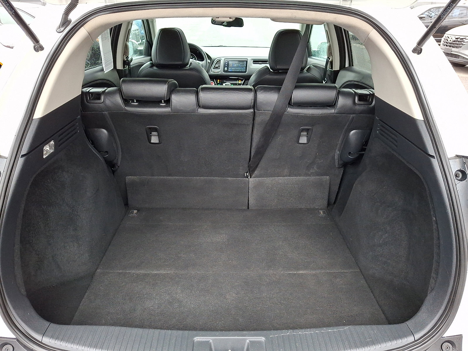 Used 2021 Honda HR-V EX-L image 29