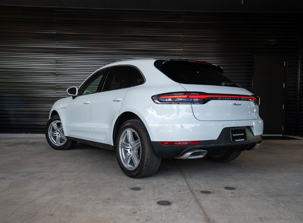 Certified 2021 Porsche Macan AWD/4WD image 3
