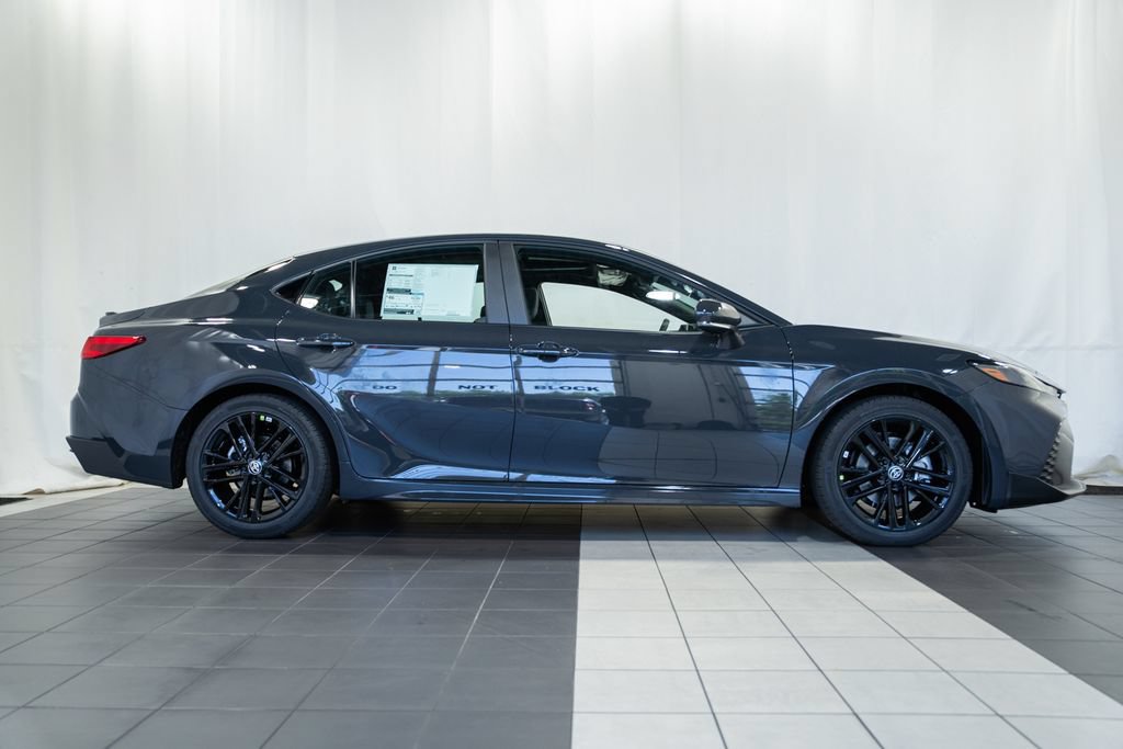 New 2026 Toyota Camry SE FWD image 3