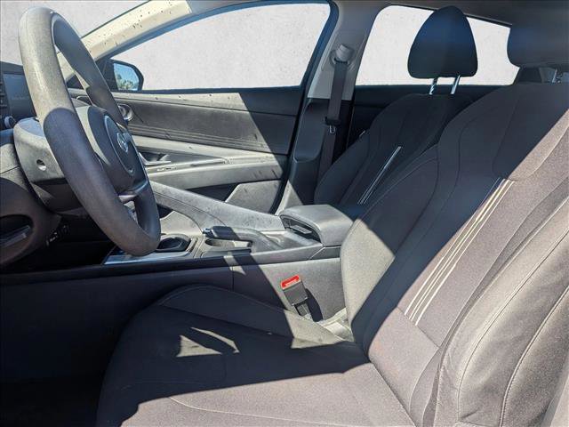 Used 2021 Hyundai Elantra SEL image 6