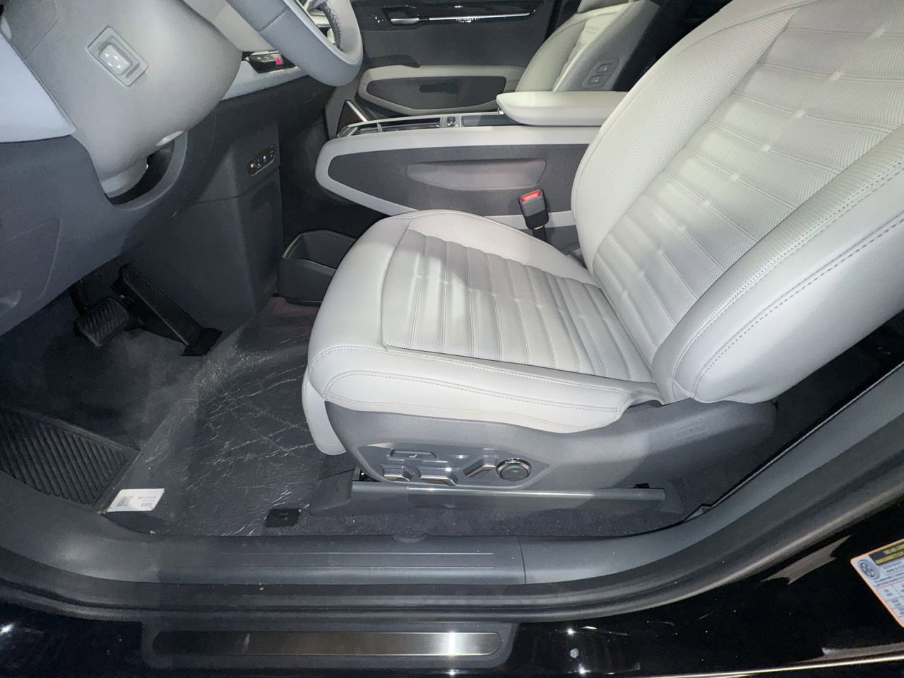 New 2026 Kia EV9 Land image 15