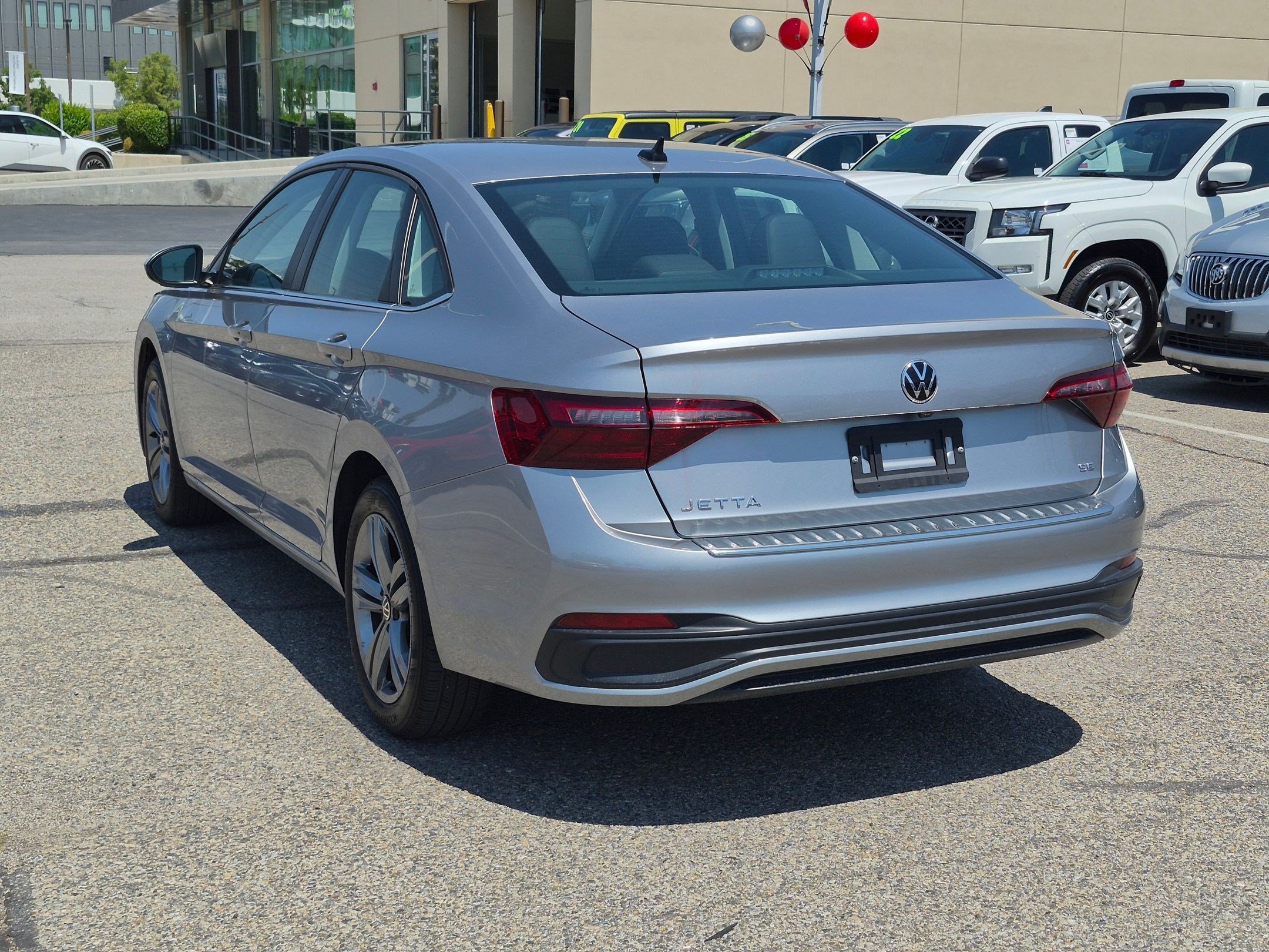 Used 2024 Volkswagen Jetta SE w/ Panoramic Sunroof Package FWD image 9