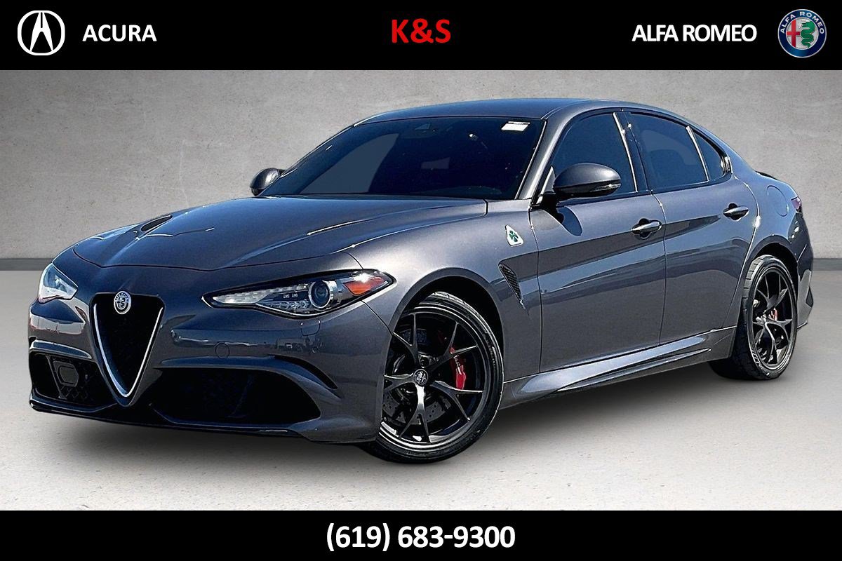 Used 2019 Alfa Romeo Giulia Quadrifoglio w/ Driver Assist Dynamic Package