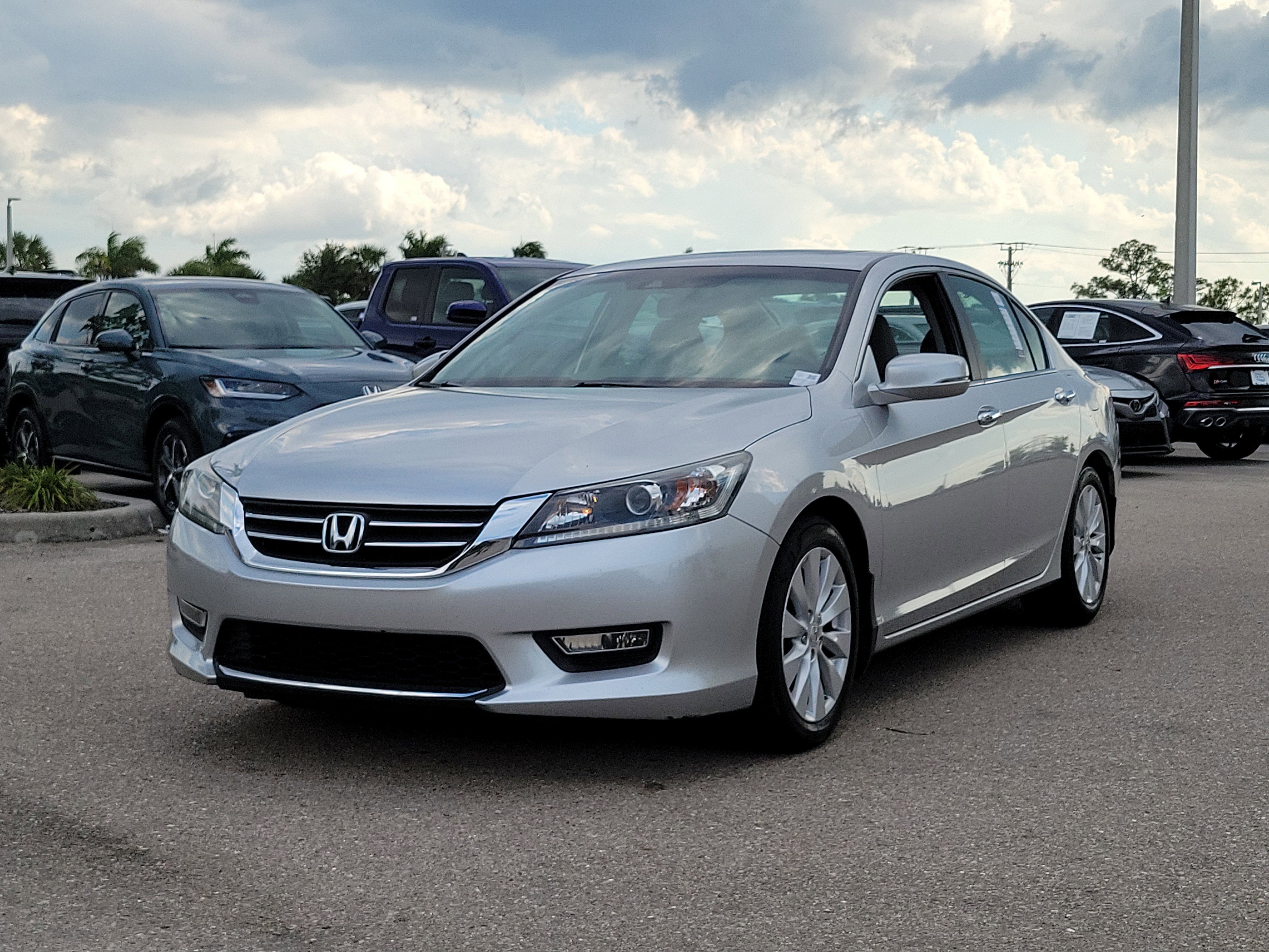 Used 2013 Honda Accord EX-L image 3