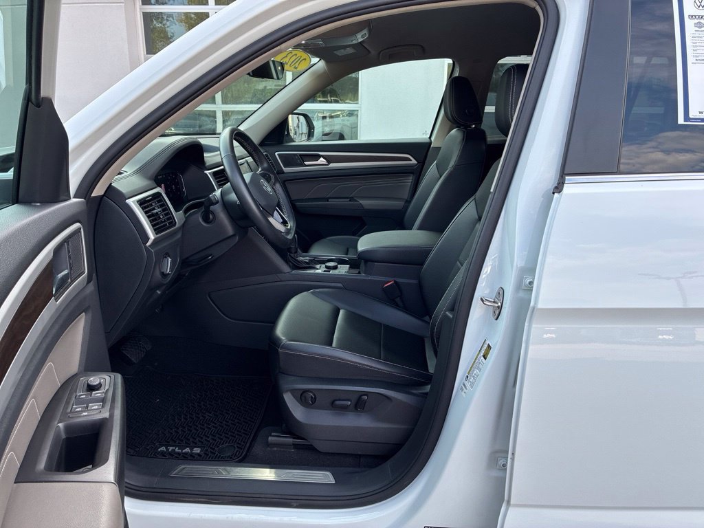 Used 2023 Volkswagen Atlas SE AWD/4WD image 9