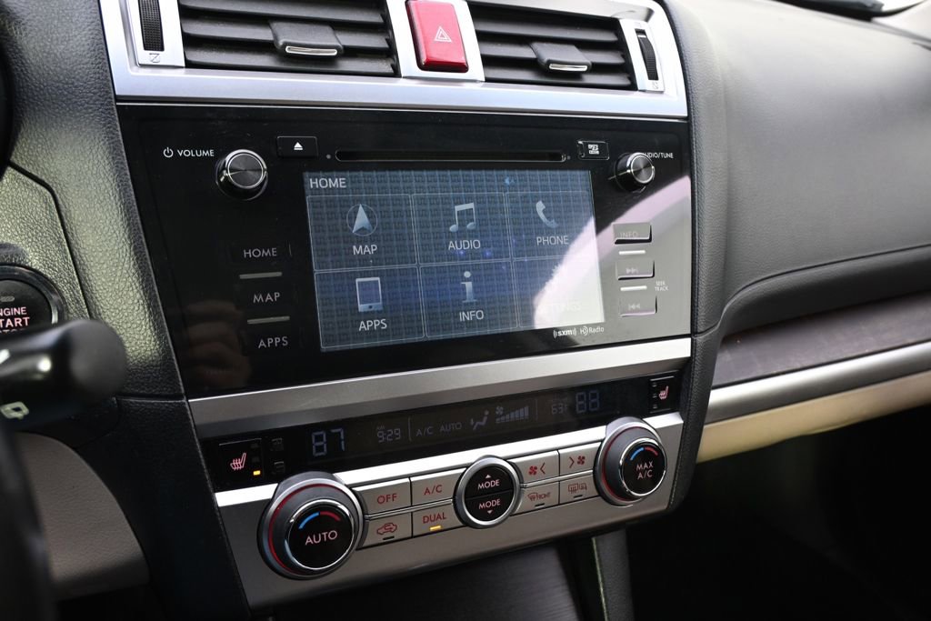 Used 2015 Subaru Outback 3.6R Limited image 28