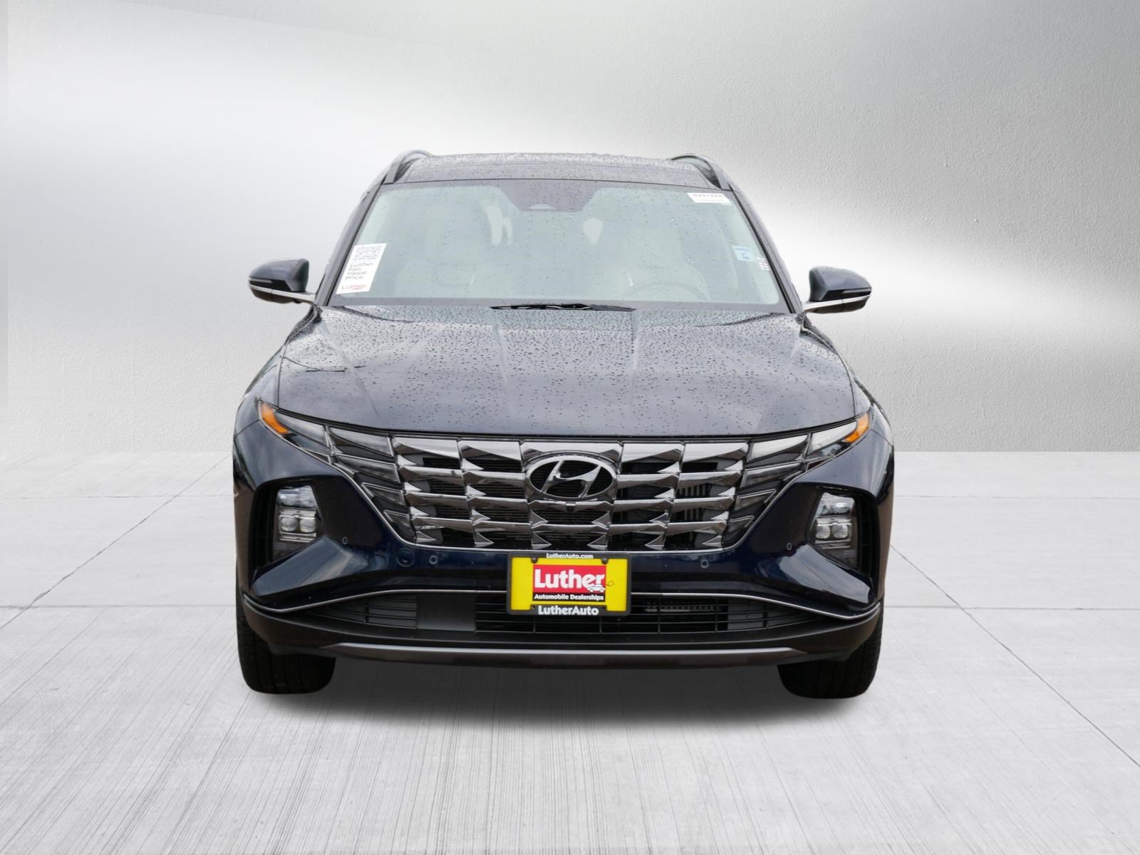 Used 2023 Hyundai Tucson Limited AWD/4WD image 2