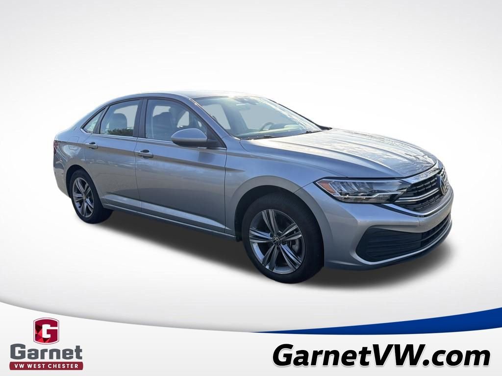 Certified 2023 Volkswagen Jetta SE image 8