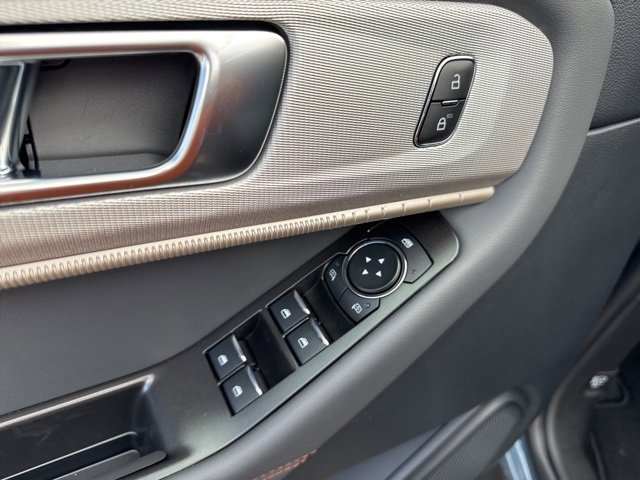 New 2026 Ford Explorer Active image 16