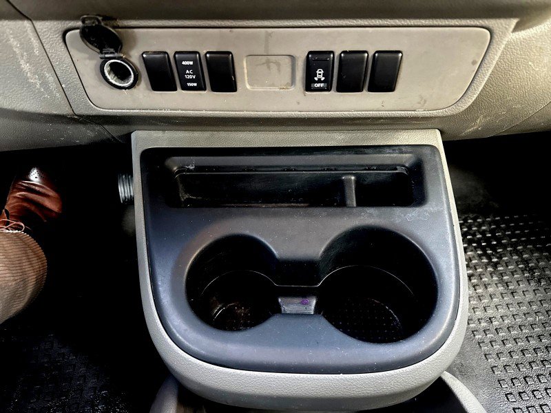 Used 2012 Nissan NV 2500 SV image 14