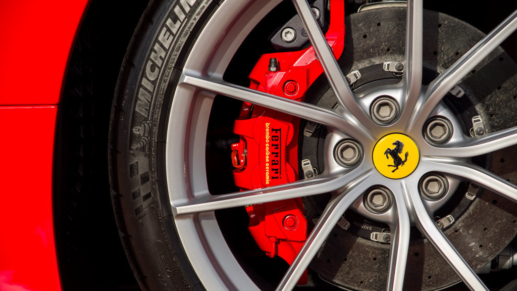 Used 2020 Ferrari 488 Pista Coupe RWD image 37