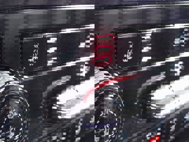 Used 2023 Jeep Grand Cherokee Limited image 35