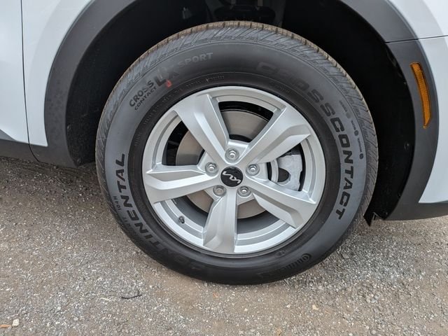 New 2026 Kia Sorento LX FWD image 11