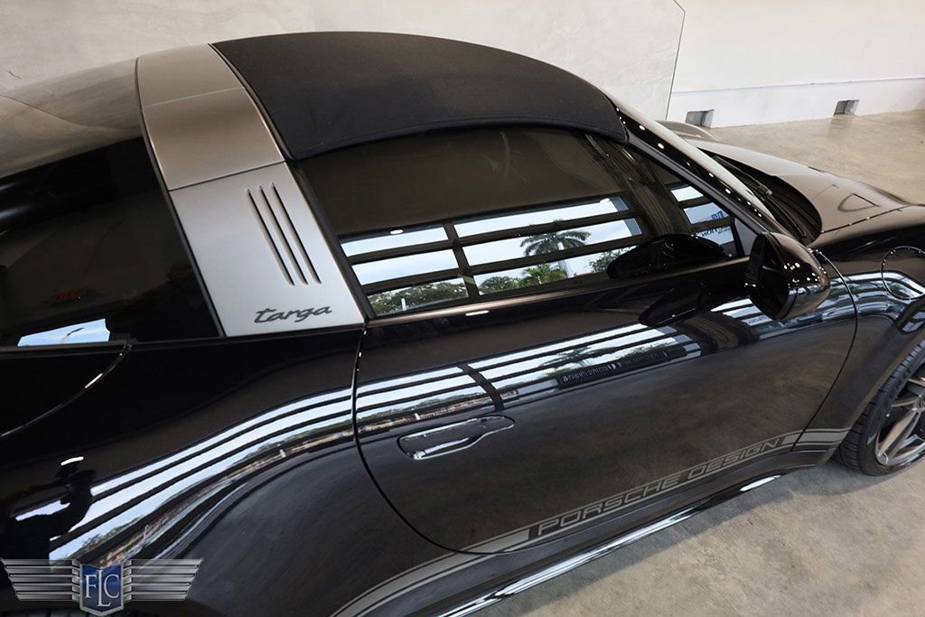 Used 2022 Porsche 911 50th Anniversary Edition image 13