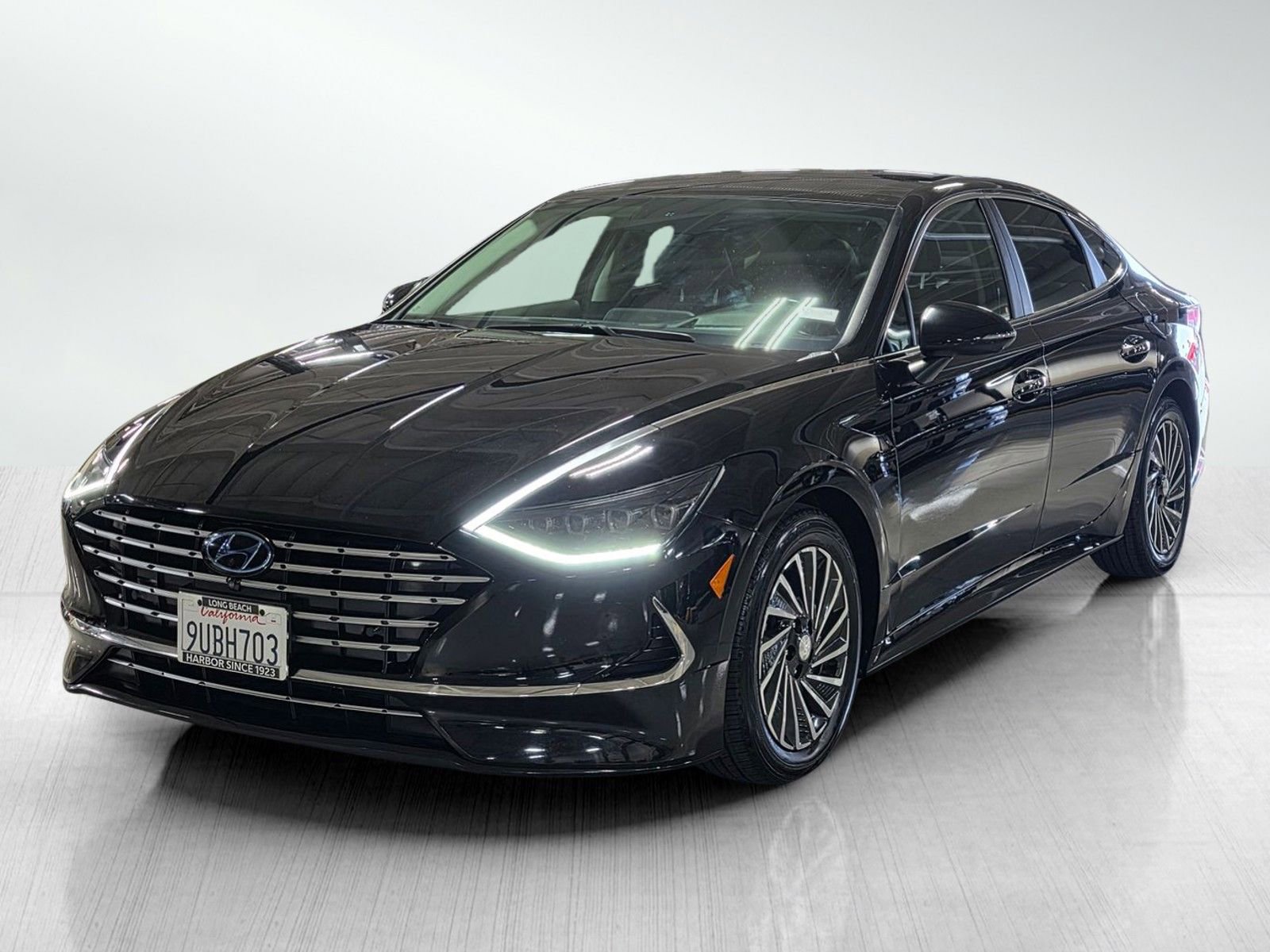 Used 2020 Hyundai Sonata Limited image 3