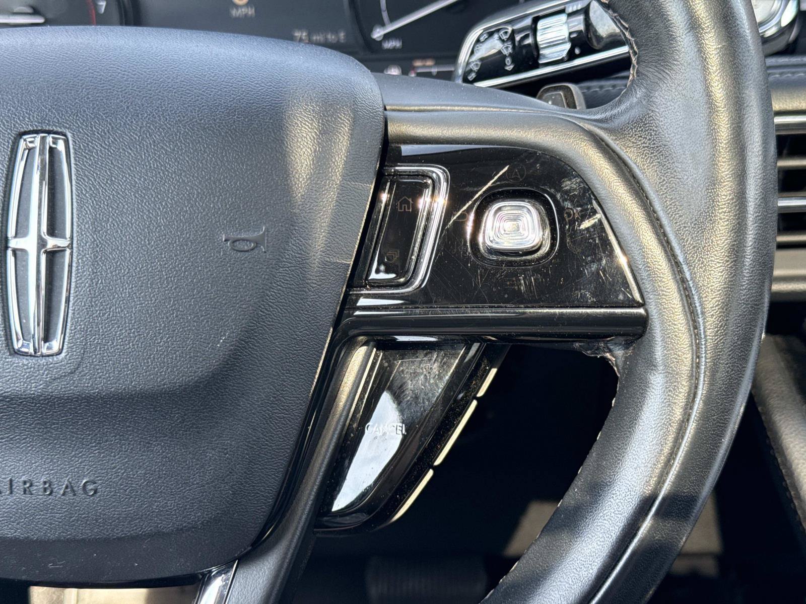 Used 2022 Lincoln Corsair AWD w/ Premium Package image 14
