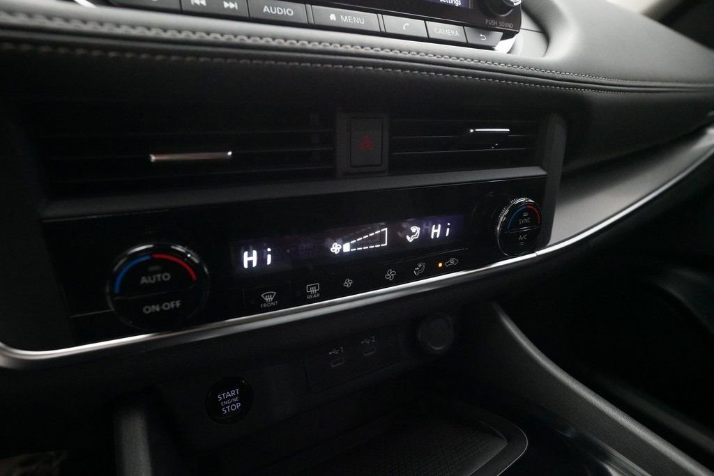 Certified 2024 Nissan Rogue SV image 22