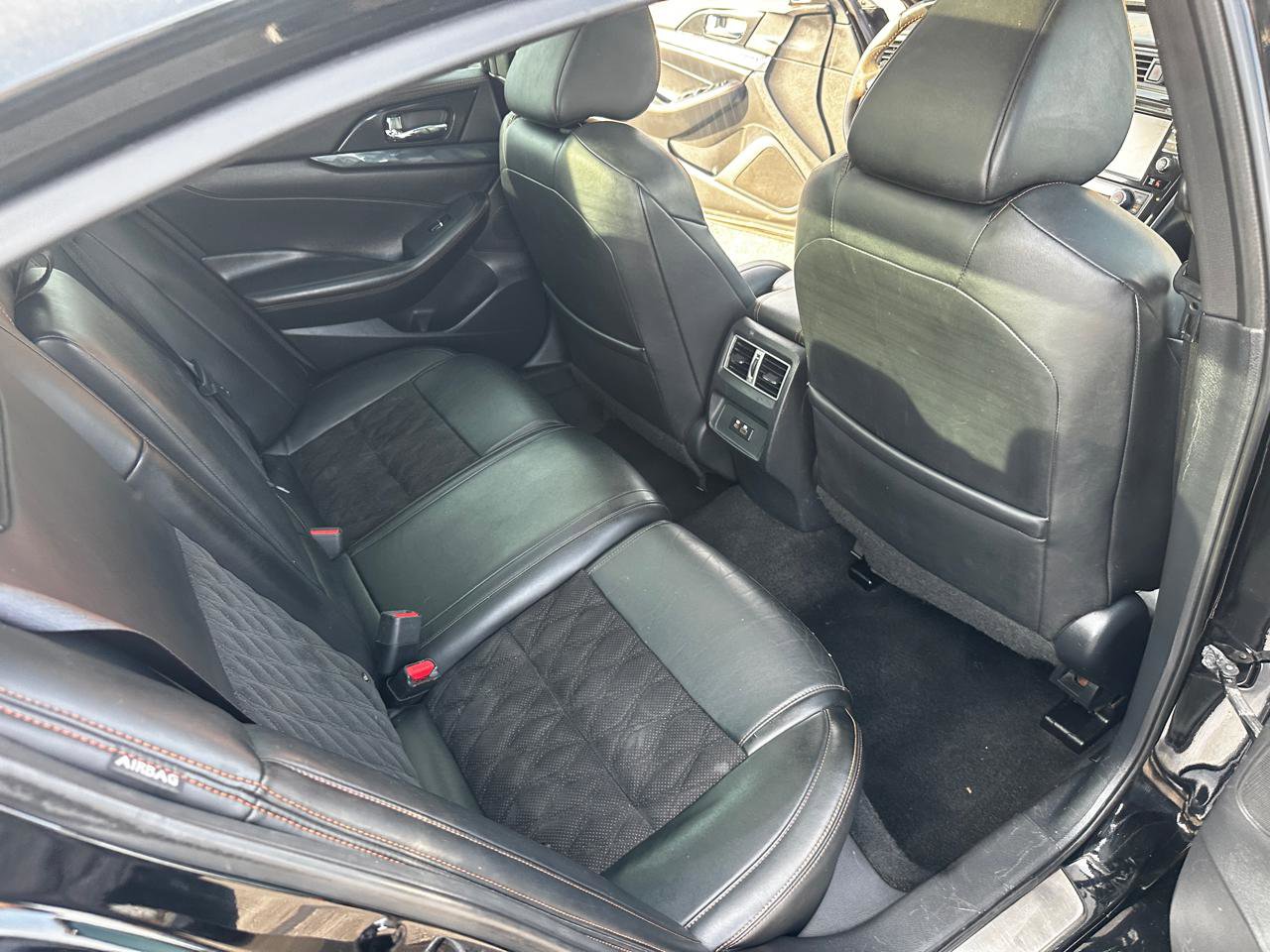 Used 2019 Nissan Maxima SR w/ Premium Package image 22