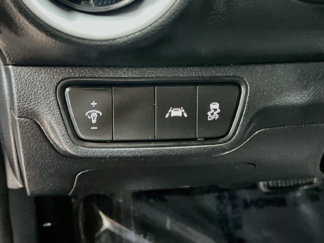 Used 2020 Kia Forte LXS FWD image 10