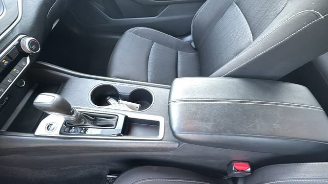 Used 2025 Nissan Altima 2.5 SV FWD image 24