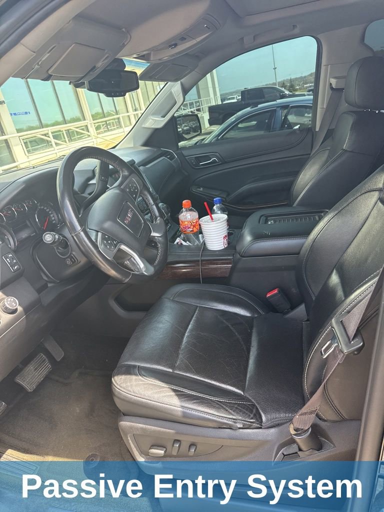 Used 2016 GMC Yukon SLT w/ Open Road Package image 18