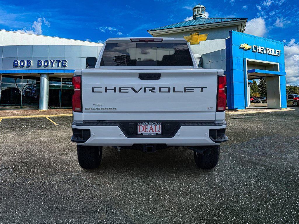 New 2026 Chevrolet Silverado 2500 LT w/ Z71 Chrome Sport Edition AWD/4WD image 4