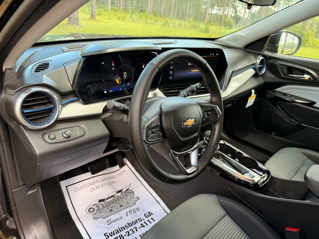 New 2026 Chevrolet Trax LT w/ Driver Confidence Package FWD image 13