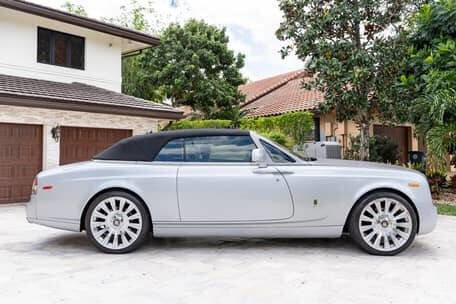 Used 2014 Rolls-Royce Phantom Drophead Coupe image 11
