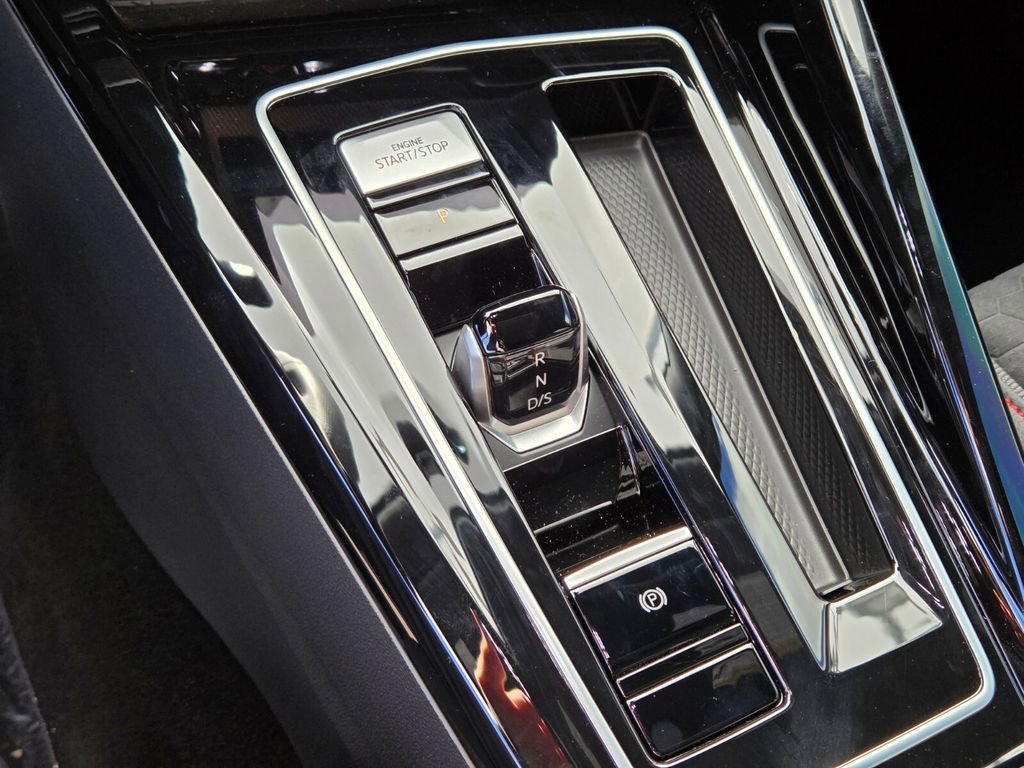 New 2025 Volkswagen GTI SE image 15