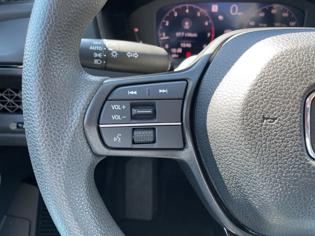 Used 2023 Honda Accord LX image 28