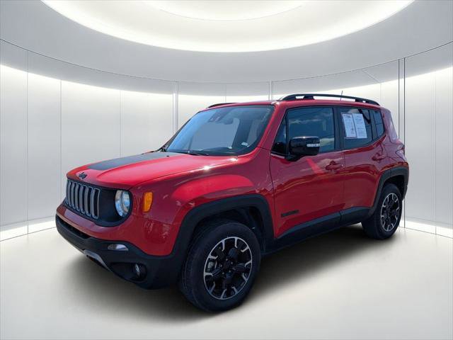 Certified 2023 Jeep Renegade Latitude AWD/4WD image 7