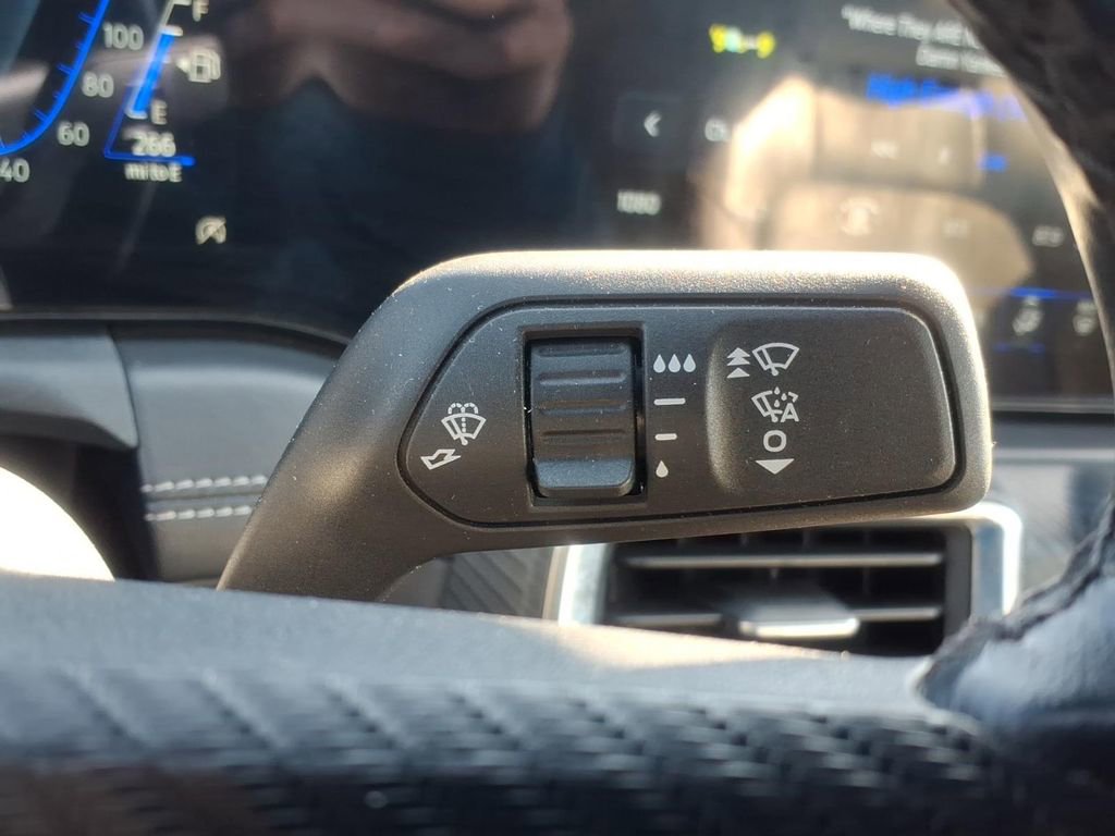 Used 2024 Ford Mustang Premium image 23