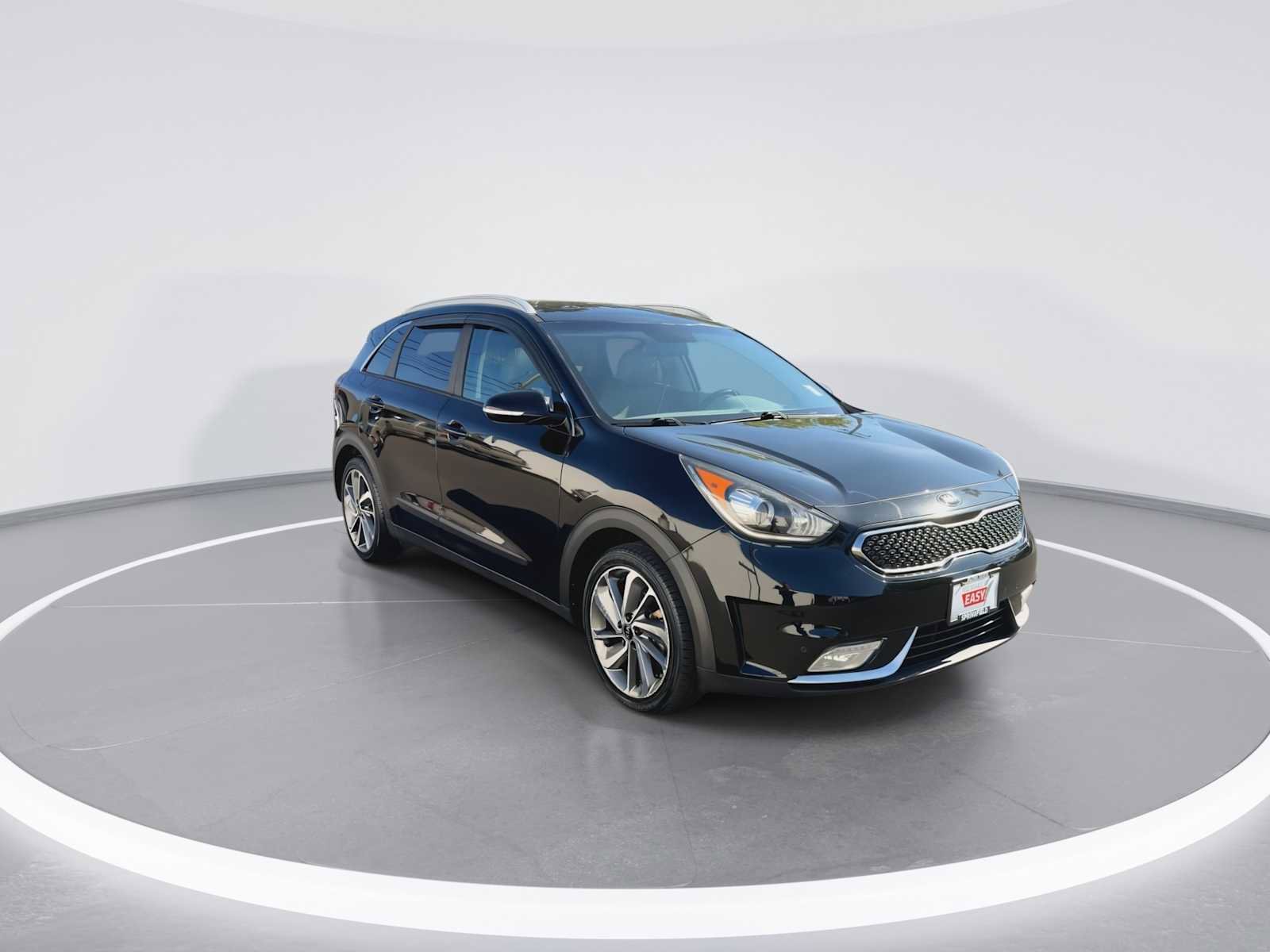 Used 2017 Kia Niro Touring FWD video 2