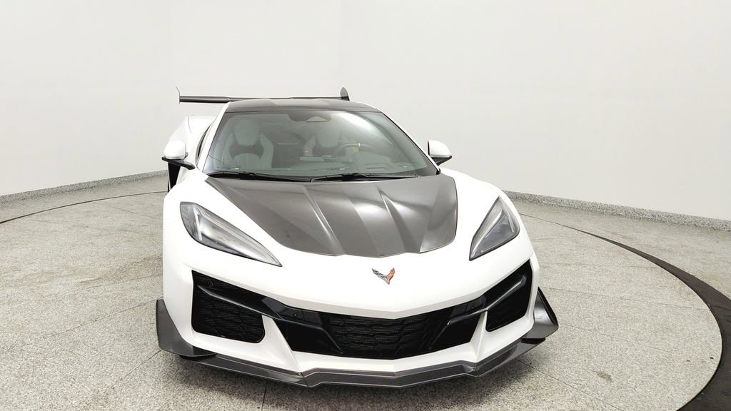 Used 2025 Chevrolet Corvette Z06 w/ Battery Protection Package RWD image 8
