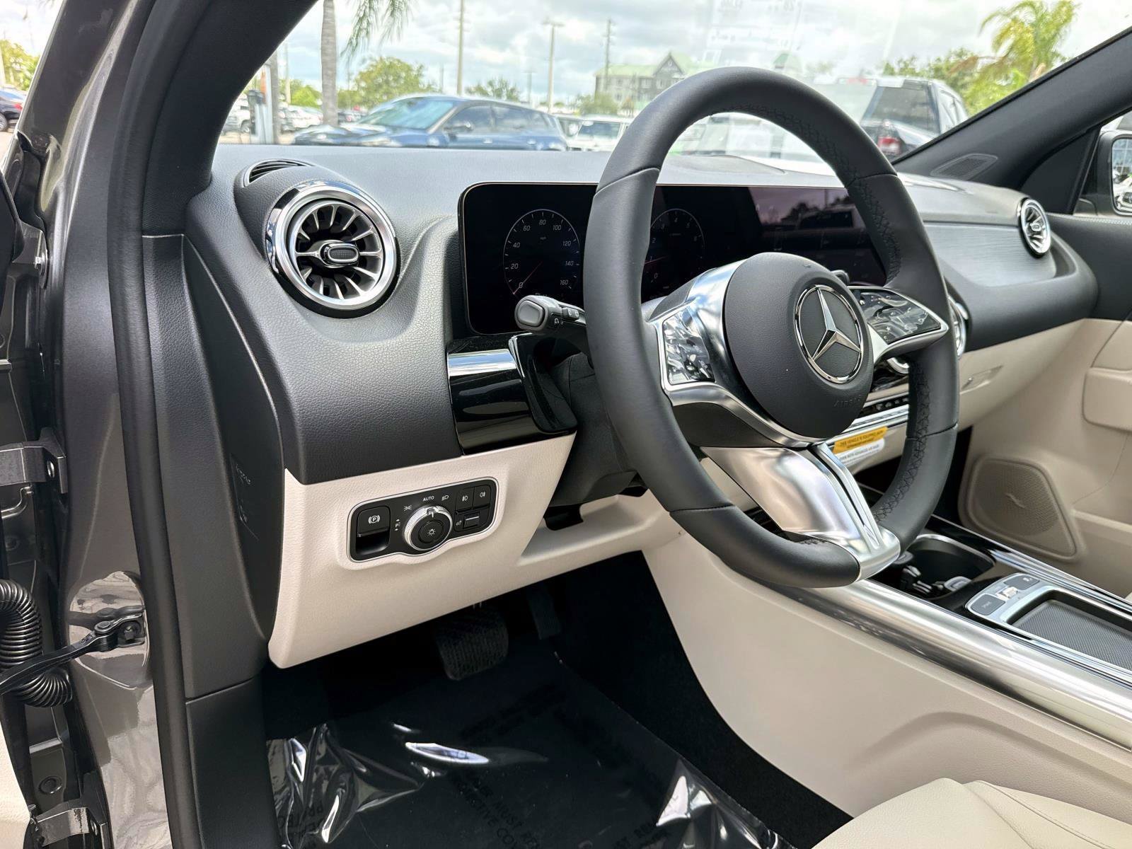 New 2026 Mercedes-Benz GLA 250 4MATIC image 20
