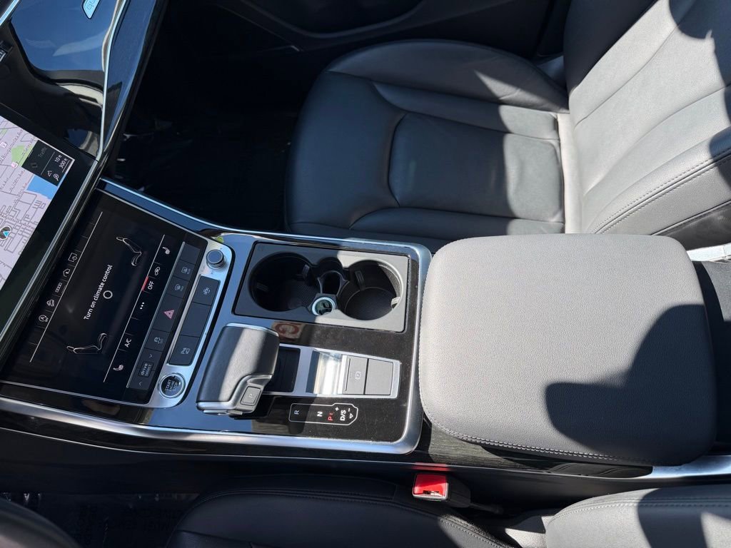 Used 2022 Audi Q7 Premium Plus w/ Premium Plus Package image 24