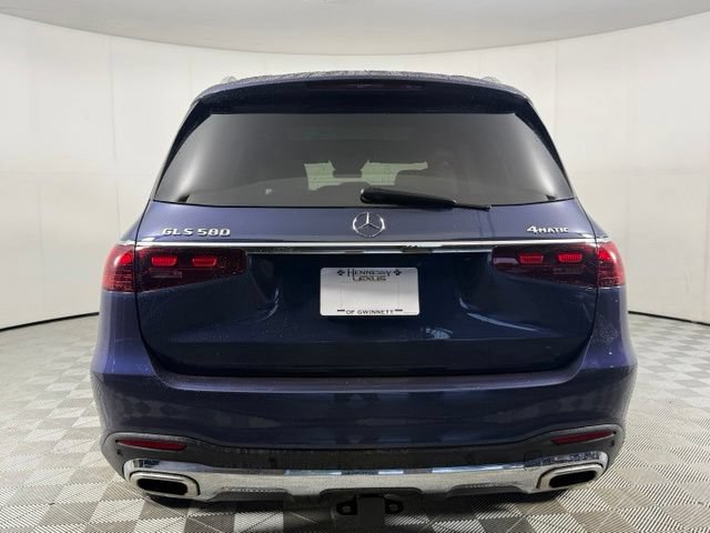 Used 2024 Mercedes-Benz GLS 580 4MATIC image 10