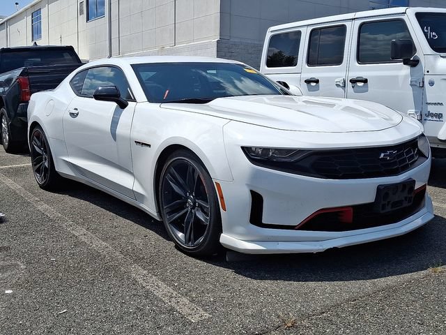 Used 2022 Chevrolet Camaro LT w/ Redline Edition RWD image 3
