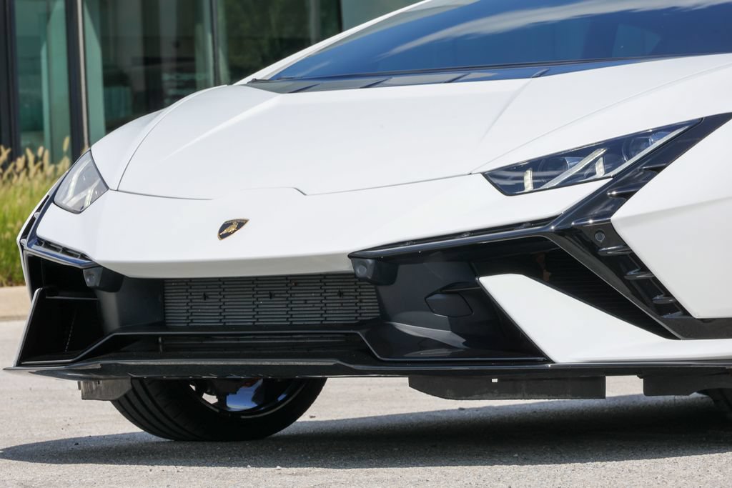 Used 2024 Lamborghini Huracan Tecnica RWD image 7