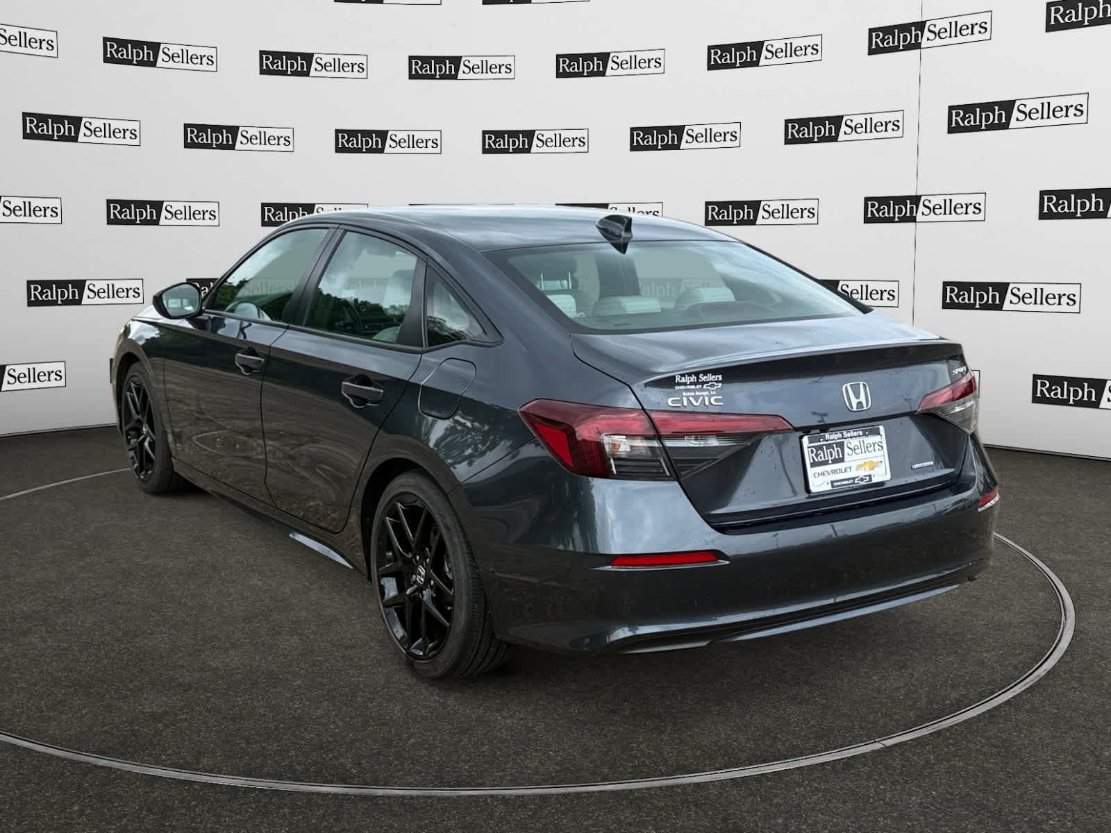 Used 2025 Honda Civic Sport image 4
